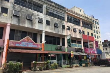 Bandar Country Homes