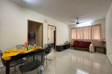 Johan Court Flat @ Alam Perdana