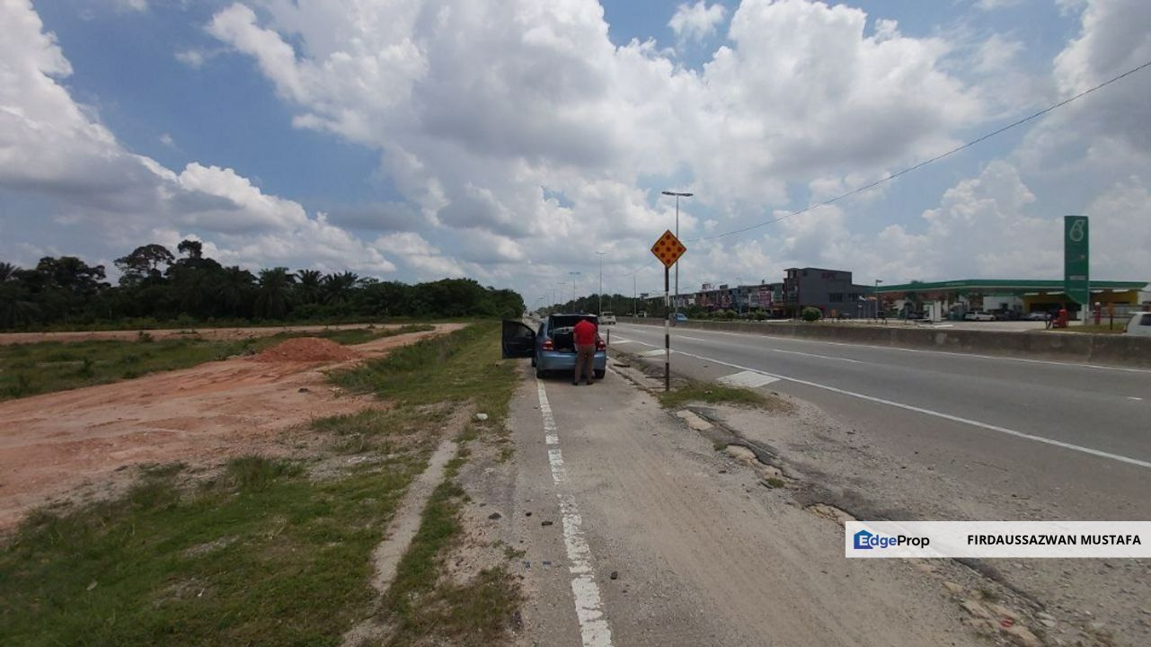 TANAH RATA TEPI JALAN, Bandar Baru Salak Tinggi Near Tabung Haji [2 EKAR], Selangor, Sepang