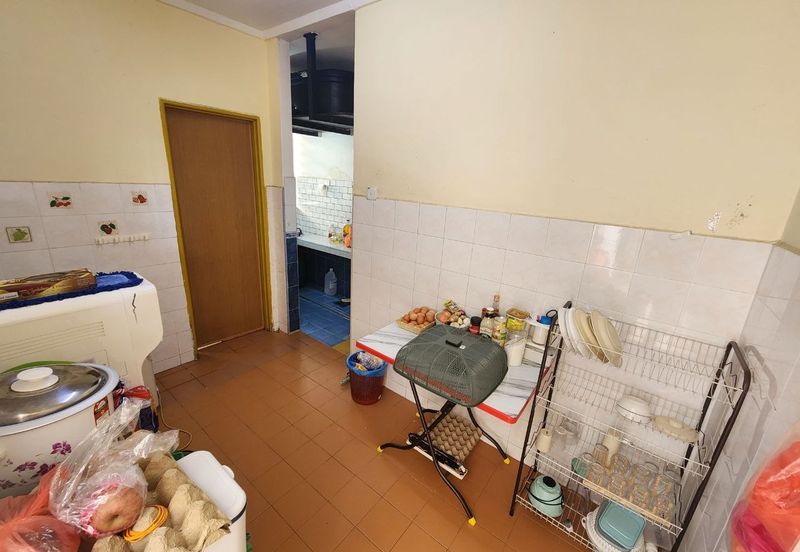 Desa Temenggong Apartment