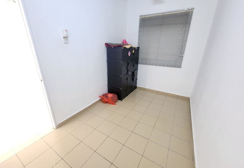 Desa Temenggong Apartment