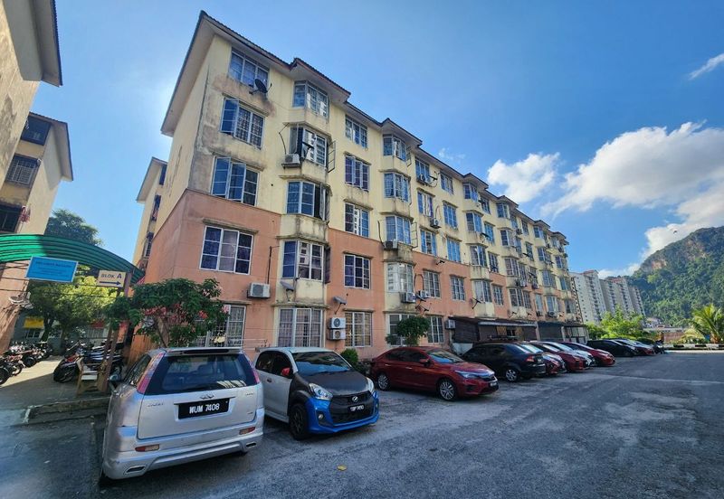 Desa Temenggong Apartment