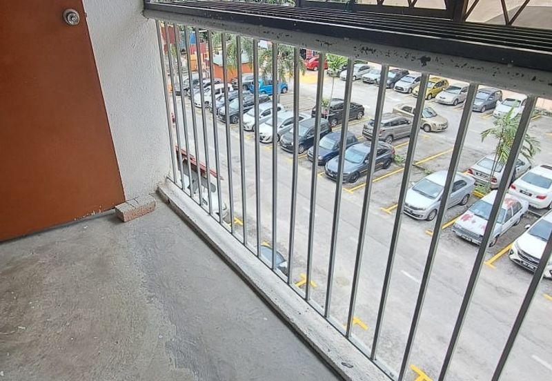 Dahlia Apartment, Pandan Indah