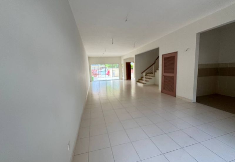 Opulenia @ Denai Alam