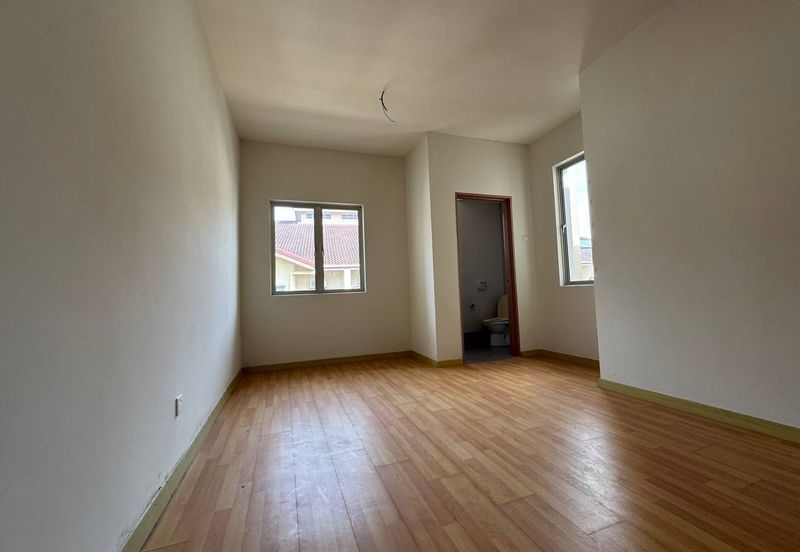 Opulenia @ Denai Alam