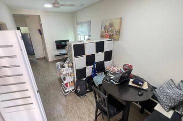 Bandar Tasik Selatan Low Cost Flat