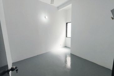 Kota Puteri, Batu Arang