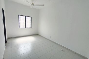 Kota Puteri, Batu Arang