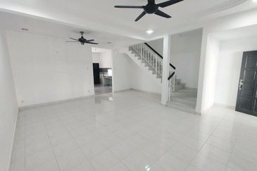 Kota Puteri, Batu Arang