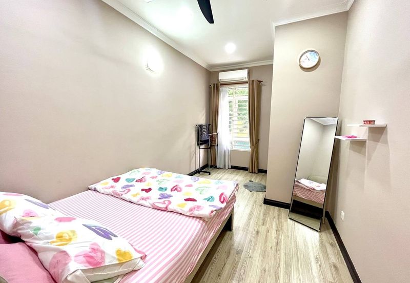 Kota Puteri, Batu Arang