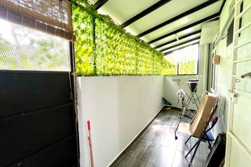 Kota Puteri, Batu Arang