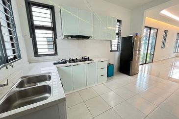 Puteri Aira @ Kota Puteri