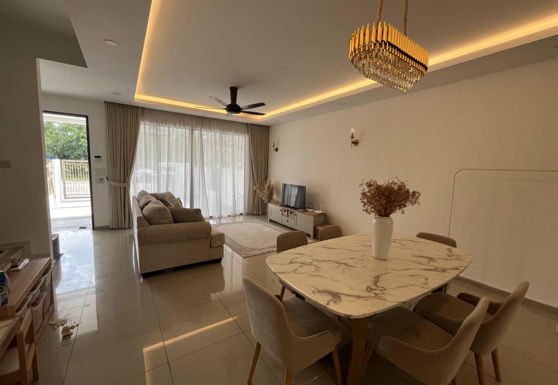 Baccas 2 @ Setia Ecohill 2