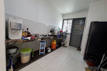 Kota Puteri, Batu Arang