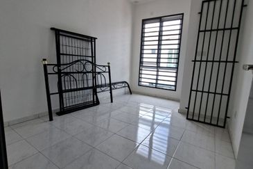 Kota Puteri, Batu Arang