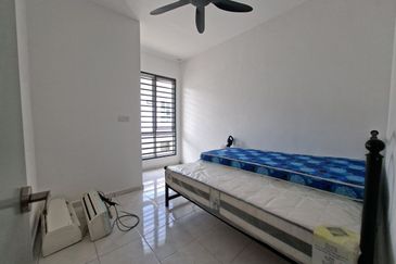 Kota Puteri, Batu Arang