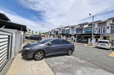 Kota Puteri, Batu Arang