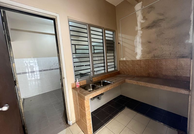 Ariza Garden Villa @ Taman Raintree