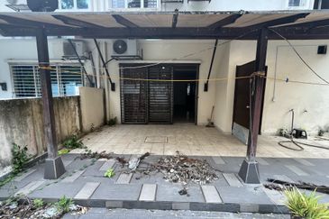 Ariza Garden Villa @ Taman Raintree