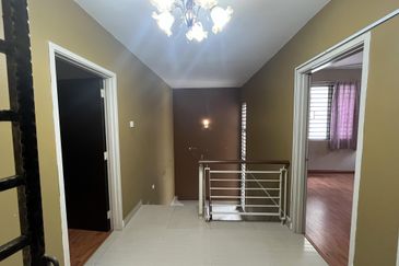 Ariza Garden Villa @ Taman Raintree