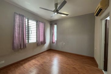 Ariza Garden Villa @ Taman Raintree