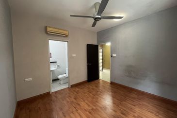 Ariza Garden Villa @ Taman Raintree