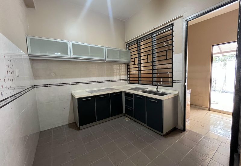 Ariza Garden Villa @ Taman Raintree