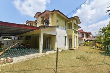 Kota Puteri, Batu Arang