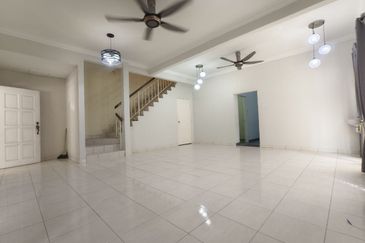 Kota Puteri, Batu Arang