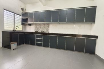 Kota Puteri, Batu Arang