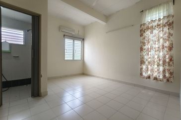 Kota Puteri, Batu Arang