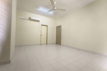 Kota Puteri, Batu Arang