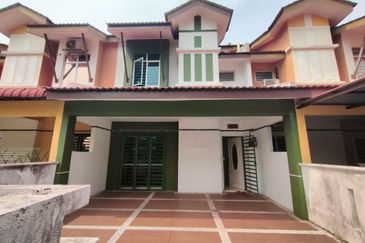 Kota Puteri, Batu Arang