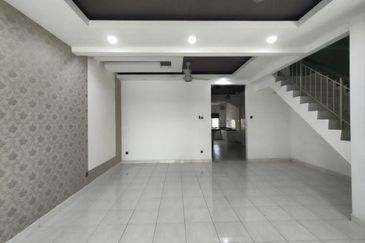 Kota Puteri, Batu Arang