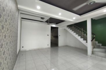 Kota Puteri, Batu Arang