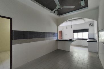 Kota Puteri, Batu Arang