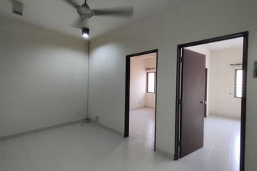 Kota Puteri, Batu Arang