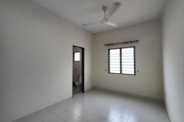 Kota Puteri, Batu Arang