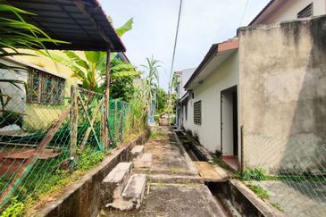 Kota Puteri, Batu Arang