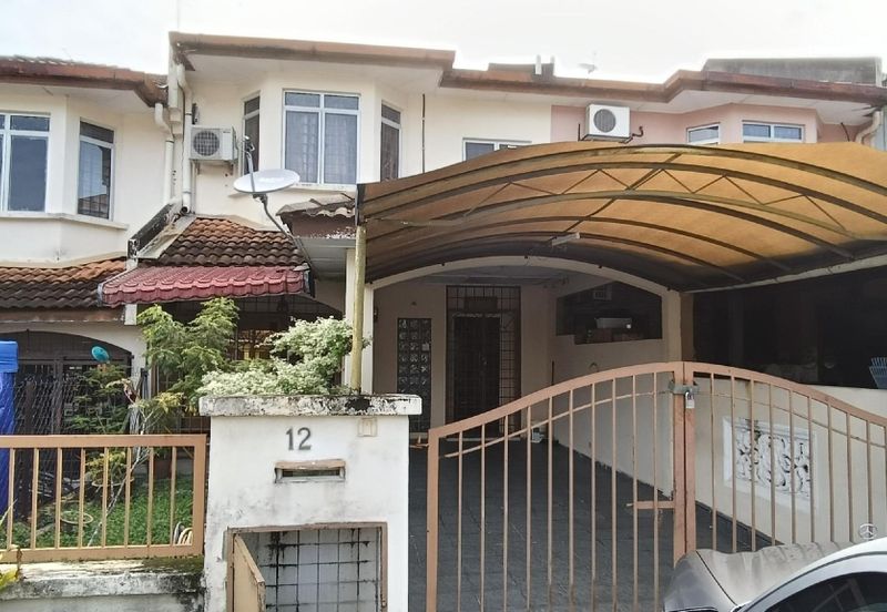 Taman Mawar, Bandar Baru Salak Tinggi