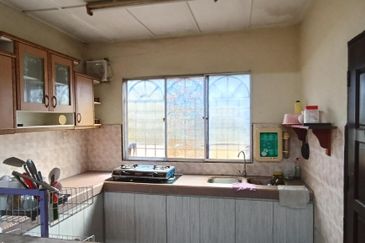 Taman Mawar, Bandar Baru Salak Tinggi