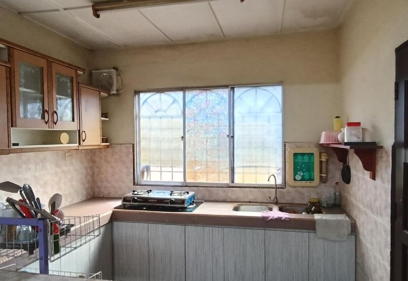 Taman Mawar, Bandar Baru Salak Tinggi