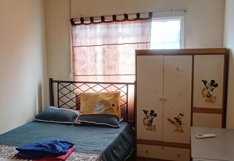 Taman Mawar, Bandar Baru Salak Tinggi