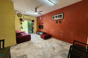 Pangsapuri Cendana, Bukit Subang