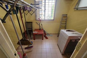 Pangsapuri Cendana, Bukit Subang