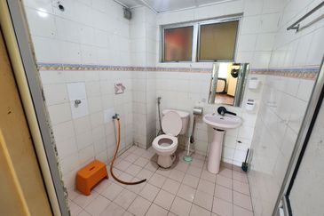 Pangsapuri Cendana, Bukit Subang