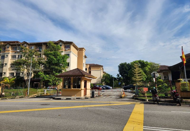 Pangsapuri Cendana, Bukit Subang