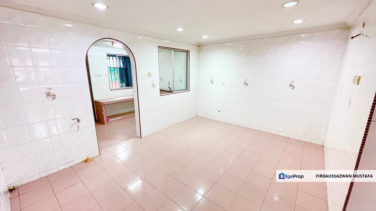 Taman Industri Bolton Batu Caves Double Storey, Selangor, Batu Caves 