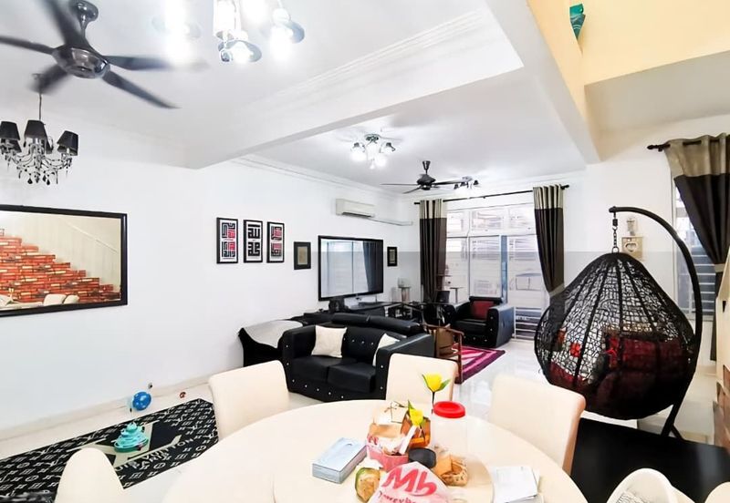 Kota Puteri, Batu Arang