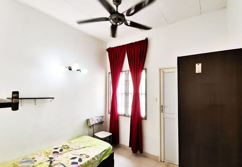 Kota Puteri, Batu Arang